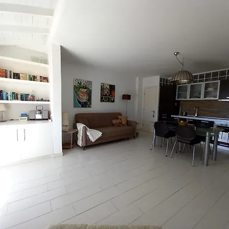 Casa Sonny Apartment